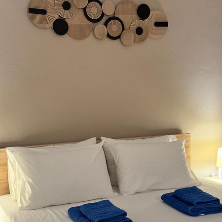 Aelia Rooms & Apartments イオス島 チョーラ エクステリア 写真
